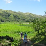 View as Group depart from Village back towards Sigatoka River. 